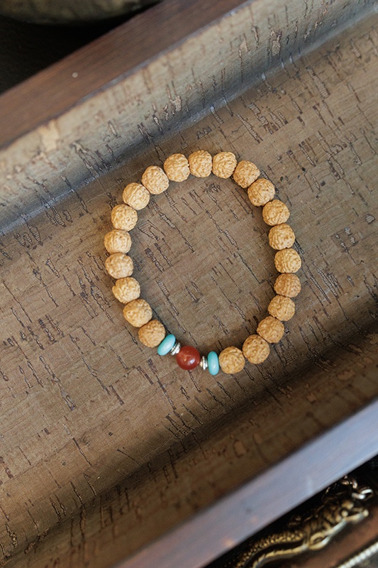 Rudraksha Bead Wrist Mala with Carnelian Stone